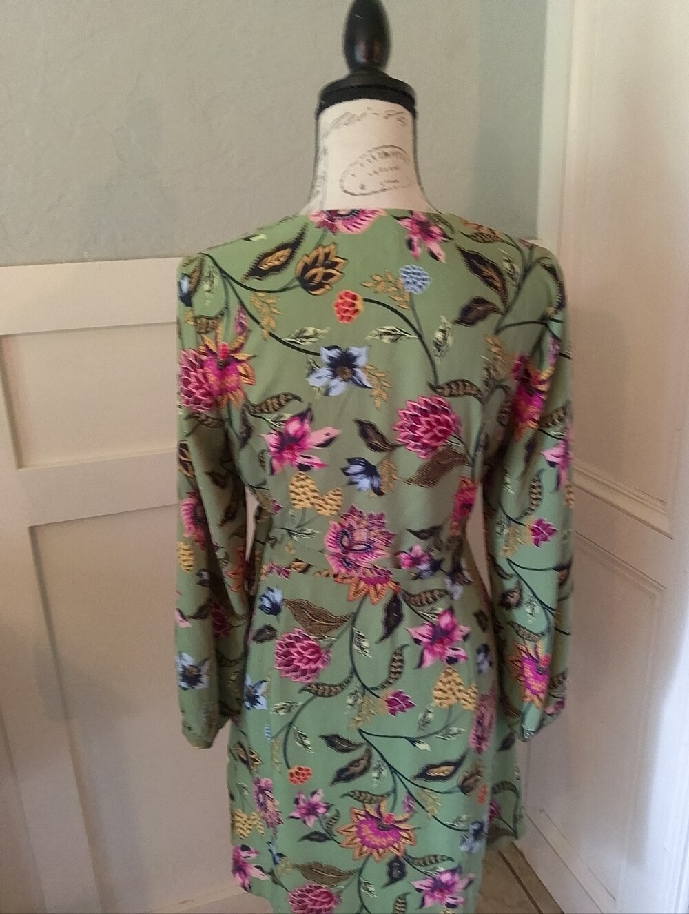 Loft Green Floral Wrap Dress Sz 6P - Picture 5 of 5